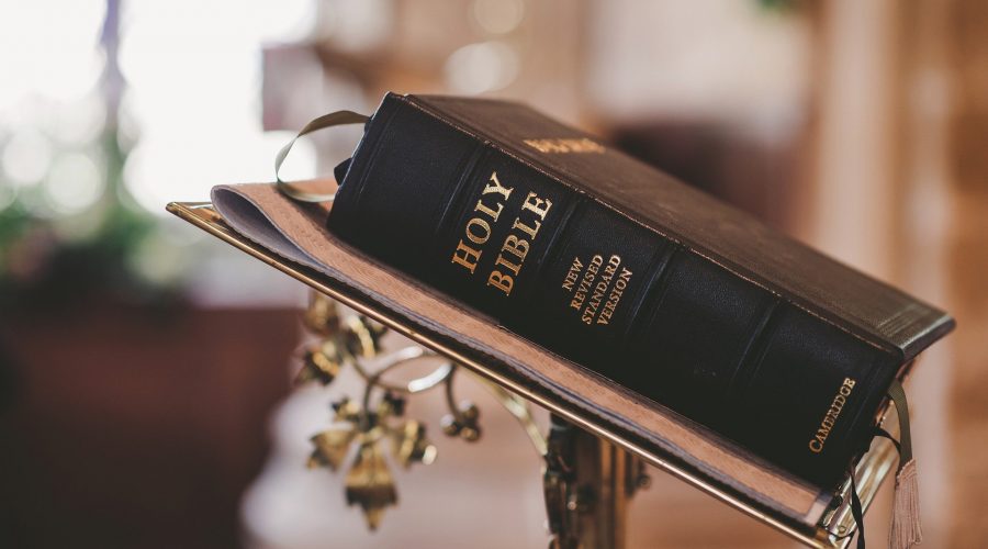bible-2110439_1920